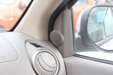 ���� �� 2012�� 2.4L����  ���� ˫��Ƥ��(LX)ͼƬ