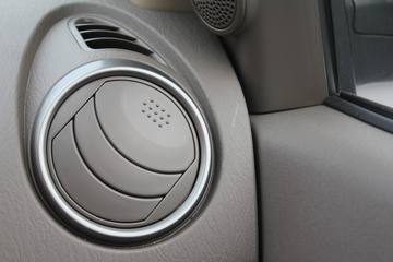 ���� �� 2012�� 2.4L����  ���� ˫��Ƥ��(LX)ͼƬ