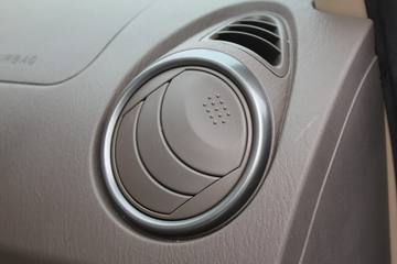 ���� �� 2012�� 2.4L����  ���� ˫��Ƥ��(LX)ͼƬ