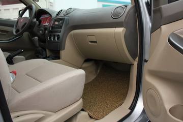 ���� �� 2012�� 2.4L����  ���� ˫��Ƥ��(LX)ͼƬ
