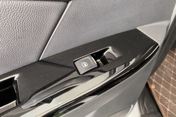 ������ʮ�� D-MAX 2019�� ������ 1.9T���� ���� �ֶ� ˫��Ƥ��(����)ͼƬ