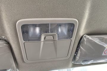 ������ʮ�� D-MAX 2019�� ������ 1.9T���� ���� �ֶ� ˫��Ƥ��(����)ͼƬ