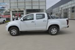 江西五十铃 铃拓 2019款 手动领航版 2.5T柴油 150马力 两驱 双排皮卡 江西五十铃 铃拓 2019款 手动领航版 2.5T柴油 150马力 两驱 双排皮卡