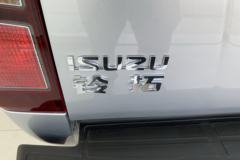 江西五十铃 铃拓 2019款 手动领航版 加长版 2.5T柴油 150马力 两驱 加长双排皮卡