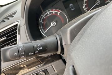 ������ʮ�� ���� 2019�� �ֶ��캽�� 2.5T���� 150���� ���� ˫��Ƥ��ͼƬ