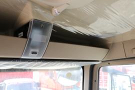 重汽豪沃(HOWO)底盘&nbsp;油罐车驾驶室图片