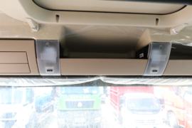 重汽豪沃(HOWO)底盘&nbsp;油罐车驾驶室图片