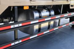 福田 奥铃大黄蜂 210马力 6.1米排半厢式载货车(BJ5166XXY-A3)