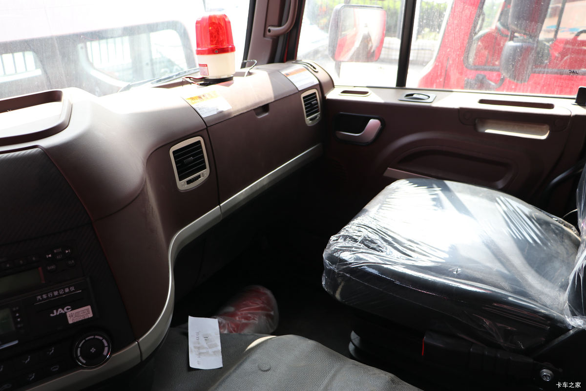 ���� �����K5X�ؿ� 260���� 6X2 9.5����������ʽ�ػ���(HFC5251XYKP1K2D54V)��ʻ��                                               