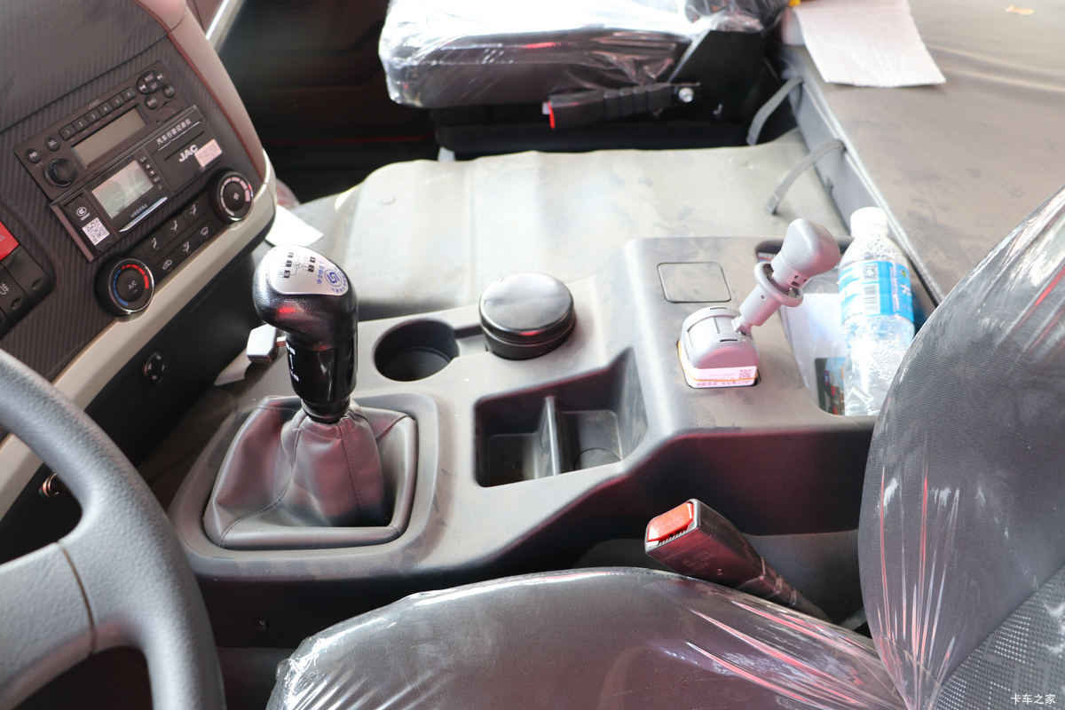 ���� �����K5X�ؿ� 260���� 6X2 9.5����������ʽ�ػ���(HFC5251XYKP1K2D54V)��ʻ��                                               