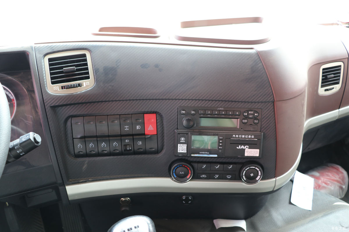 ���� �����K5X�ؿ� 260���� 6X2 9.5����������ʽ�ػ���(HFC5251XYKP1K2D54V)��ʻ��                                               