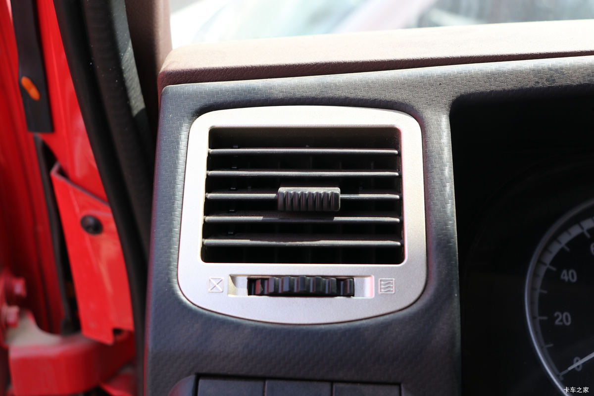 ���� �����K5X�ؿ� 260���� 6X2 9.5����������ʽ�ػ���(HFC5251XYKP1K2D54V)��ʻ��                                               