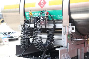 ���� �����A5W�ؿ� 2020�� 460���� 6X4 LNGǣ����(����)(HFC4251P1K7E33S3V)ͼƬ