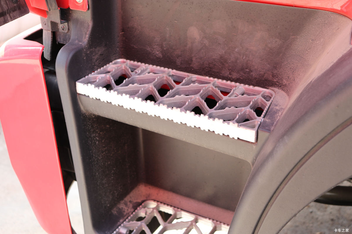 ���� �����K5X�ؿ� 260���� 6X2 9.5����������ʽ�ػ���(HFC5251XYKP1K2D54V)��ʻ��                                               