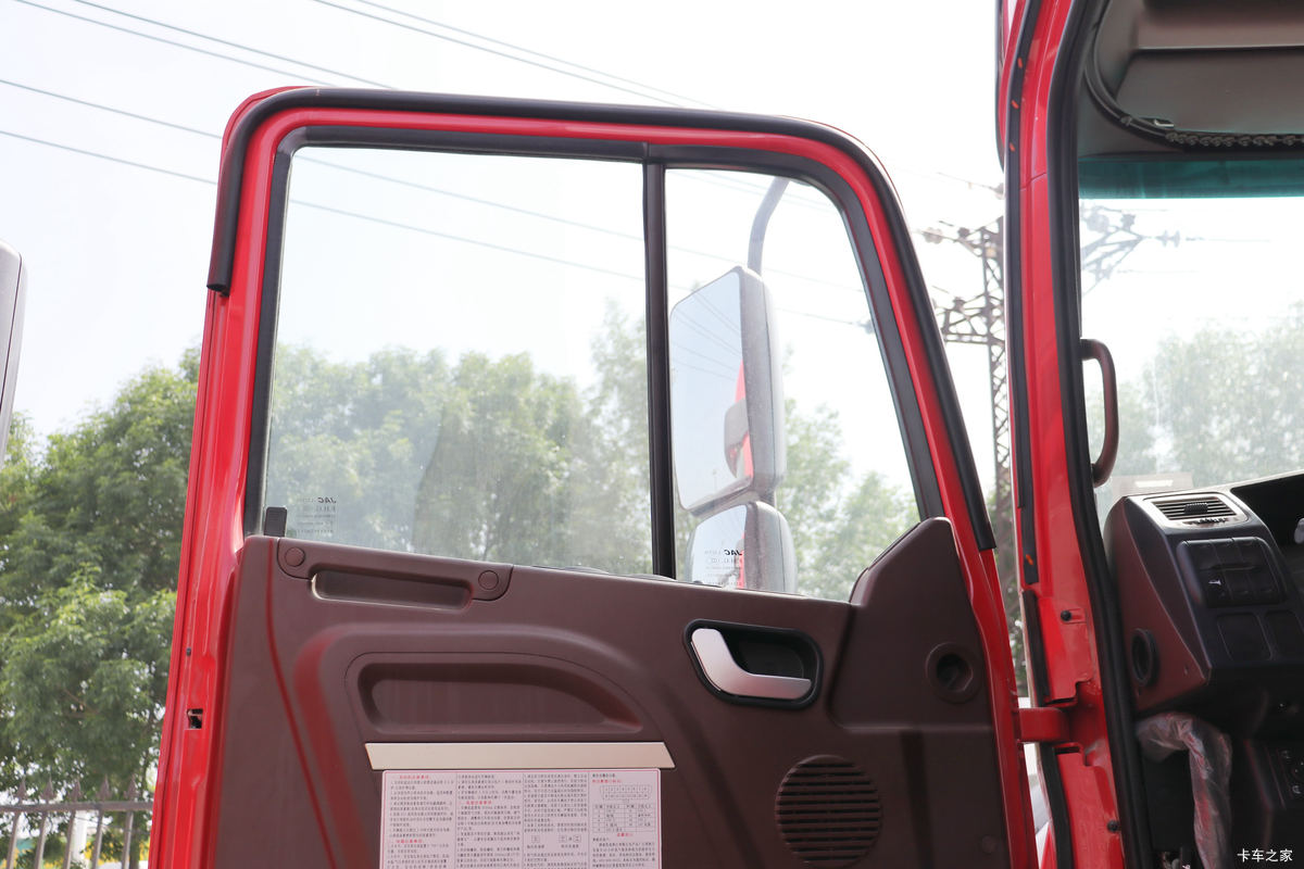 ���� �����K5X�ؿ� 260���� 6X2 9.5����������ʽ�ػ���(HFC5251XYKP1K2D54V)��ʻ��                                               