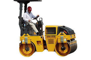 柳工 CLG6026双钢轮压路机