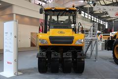 三一 SPR260C轮胎压路机