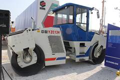 中联 YZC13H双钢轮压路机