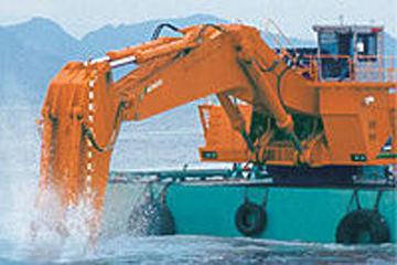 日立 EX3600-5船上挖掘机