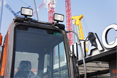 日立 ZX200-3G中型挖掘机