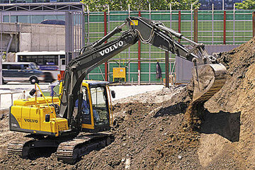 沃尔沃 EC140B Prime履带式挖掘机