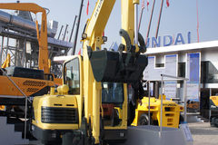 现代重工 R60-9小型履带式挖掘机 