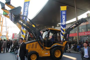 徐工 XT870挖掘装载机 