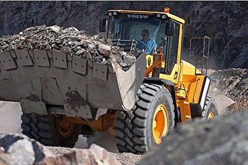 沃尔沃 L180G轮式装载机