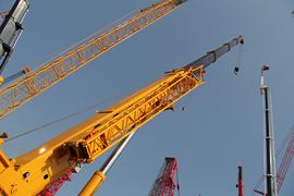 徐工 汽车起重机&nbsp;吊车外观                                                图片