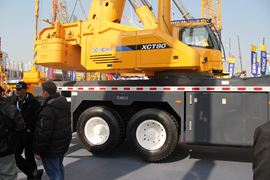 徐工 汽车起重机&nbsp;吊车外观                                                图片