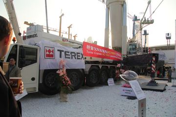 特雷克斯 全地面起重机	&nbsp;吊车外观                                                图片