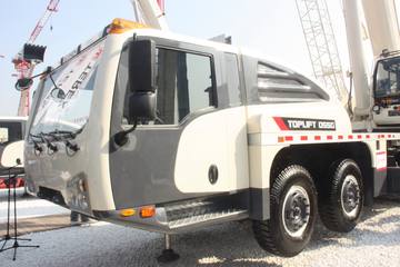 特雷克斯 汽车起重机&nbsp;吊车外观                                                图片