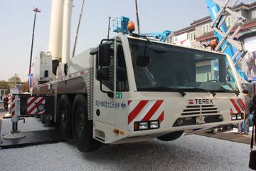 特雷克斯 350吨全地面起重机(AC350-6)