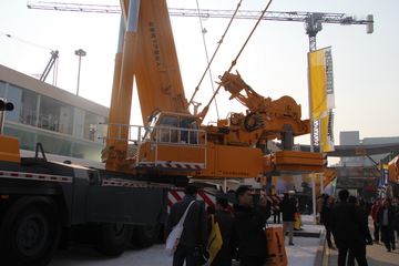 利勃海尔 全地面起重机&nbsp;吊车外观                                                图片