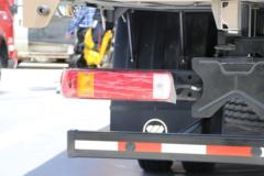 福田 奥铃大黄蜂 220马力 6.2米排半栏板载货车(BJ1166VJPFK-AD1)