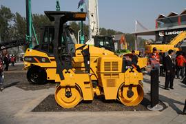 柳工 双钢轮压路机&nbsp;压路机外观图片