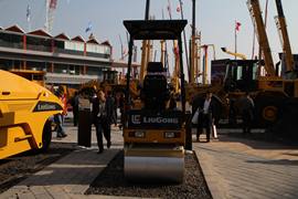 柳工 双钢轮压路机&nbsp;压路机外观图片