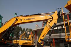 柳工 CLG945E履带式液压挖掘机