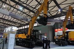 三一 SY465H-9履带式液压挖掘机