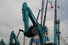 山河智能 SWE230E中型履带液压挖掘机