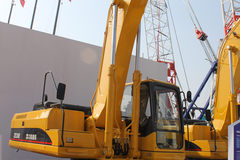 中联 ZE330履带式挖掘机