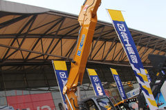 徐工 XE150W轮式挖掘机