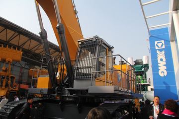 徐工 XE1300C履带液压挖掘机