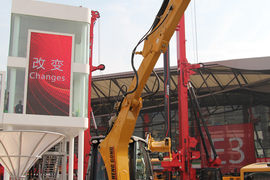 成工 挖掘装载机&nbsp;装载机外观图片