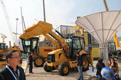 成工 862H挖掘装载机