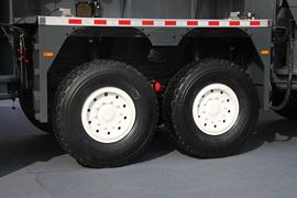 徐工 全地面起重机&nbsp;吊车外观                                                图片