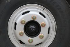 现代商用车 泓图500 170马力 4.165米单排仓栅式轻卡(CNJ5041CCYQDA33V)