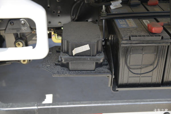 * 奥铃新捷运载货车贵阳市火热促销中