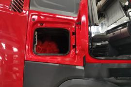 沪尊S200&nbsp;牵引车驾驶室                                               图片