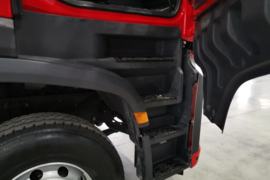 沪尊S200&nbsp;牵引车驾驶室                                               图片